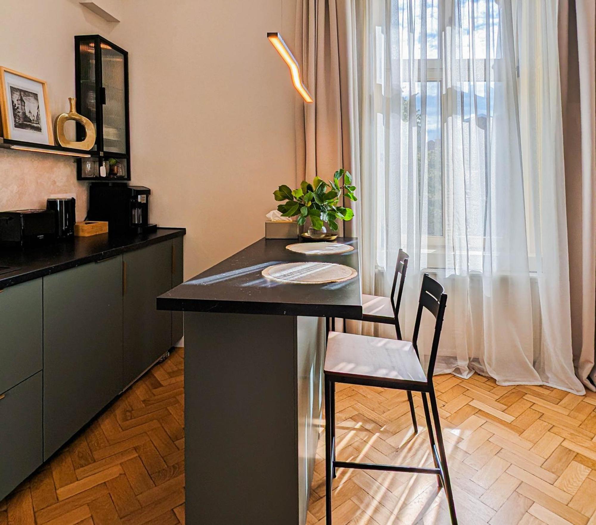 Apartment In Historic Center, Quiet Area, Ac Sibiu Exteriör bild
