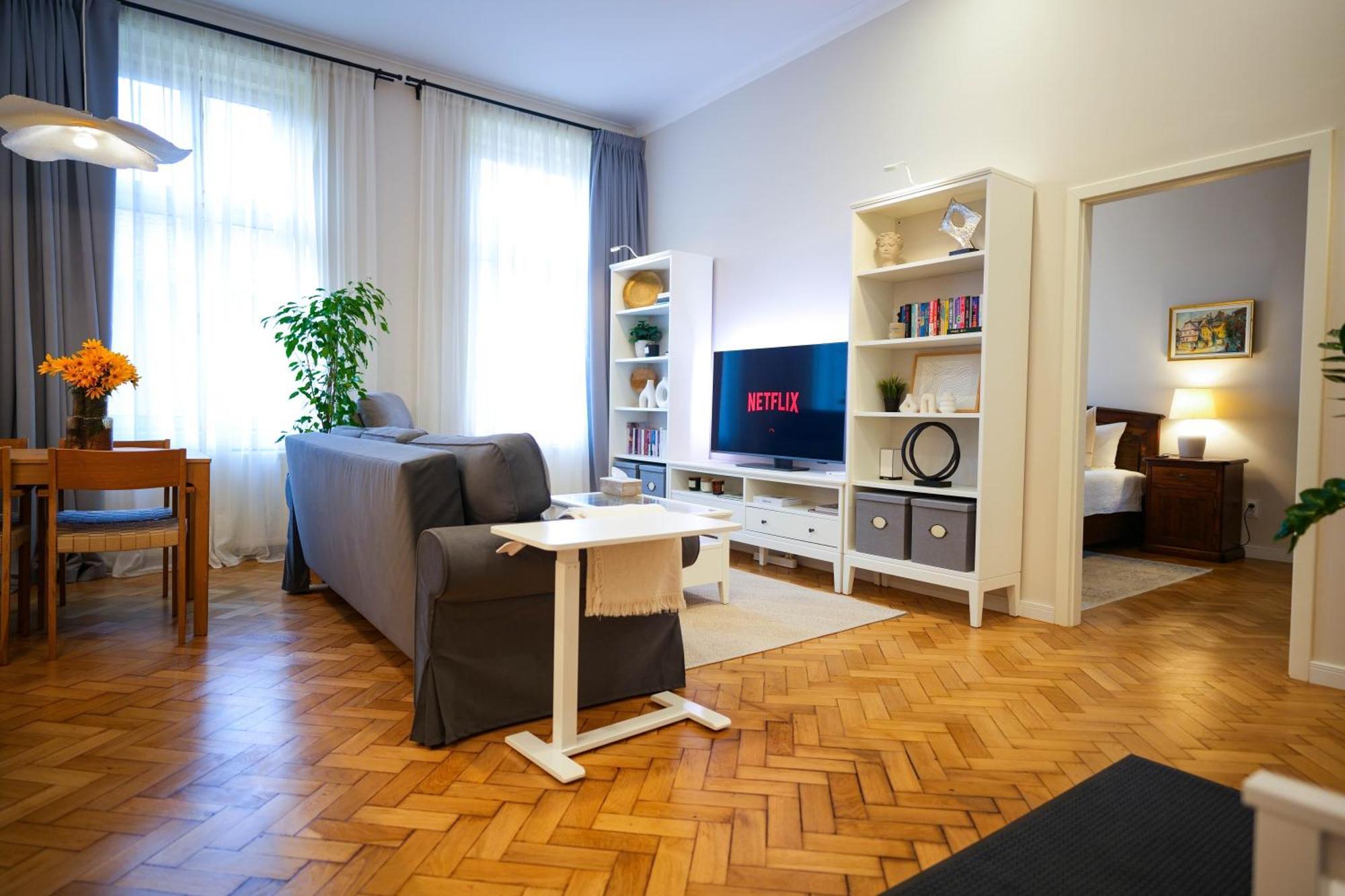 Apartment In Historic Center, Quiet Area, Ac Sibiu Exteriör bild
