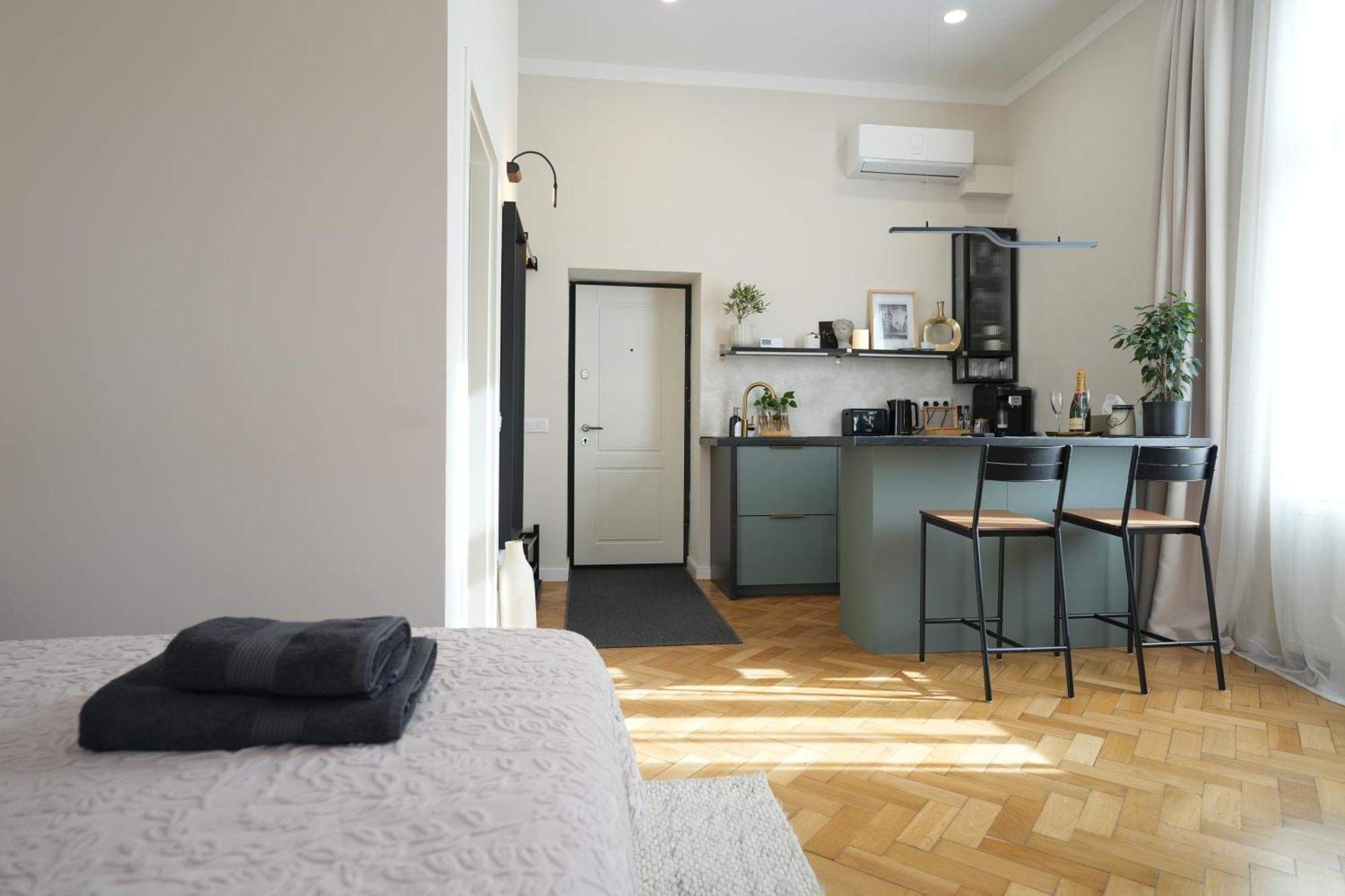 Apartment In Historic Center, Quiet Area, Ac Sibiu Exteriör bild